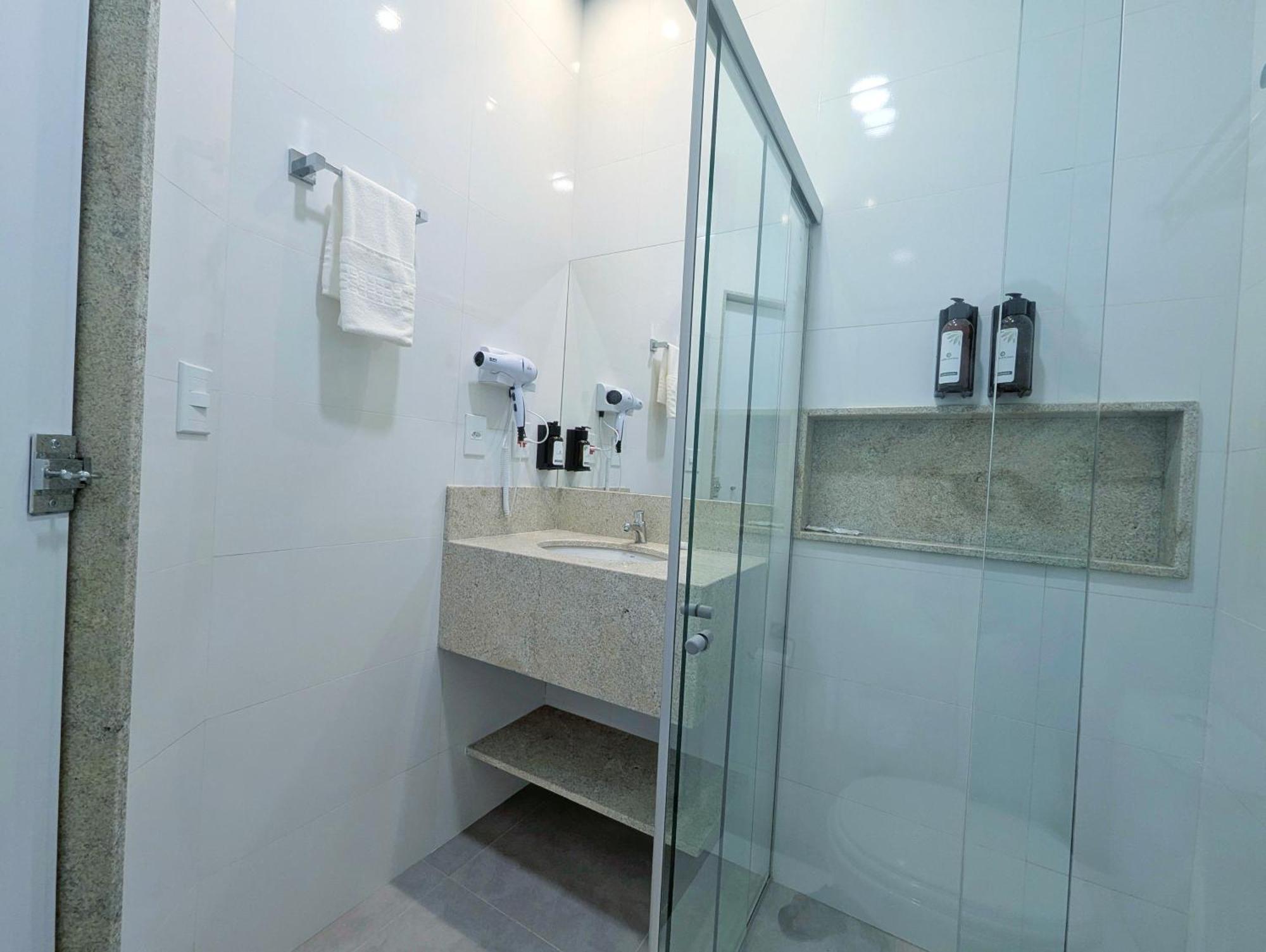 Hotel Jardim Iracema Teófilo Otoni Екстериор снимка